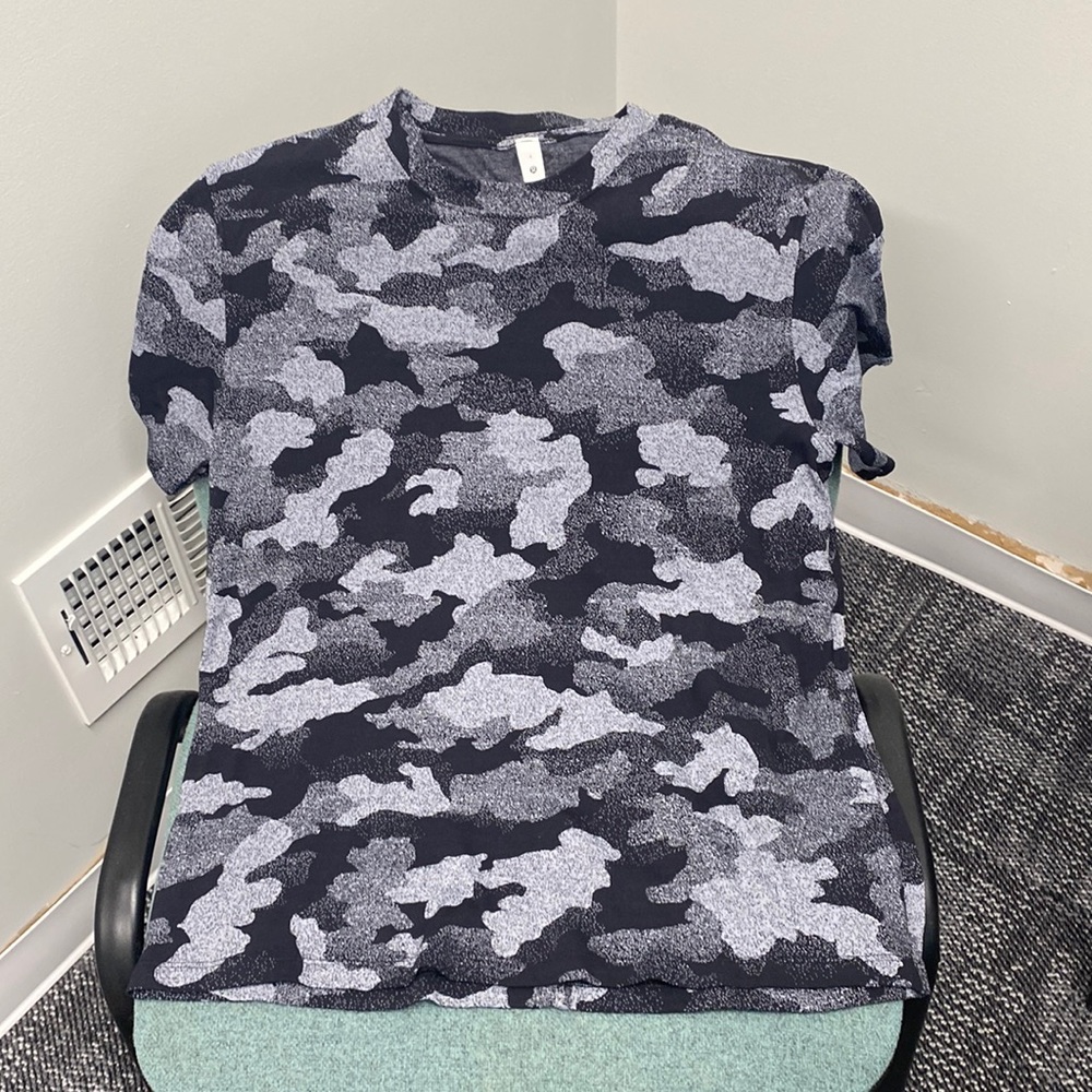 Lululemon shirt